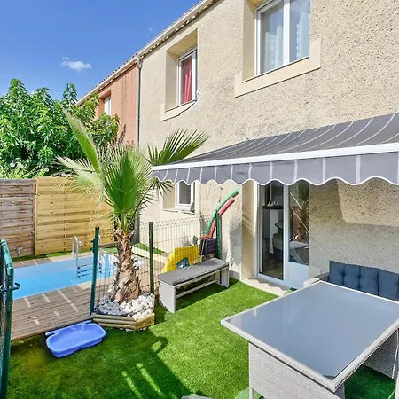 2 Bedroom Stunning In Orange Holiday home Orange (Vaucluse)